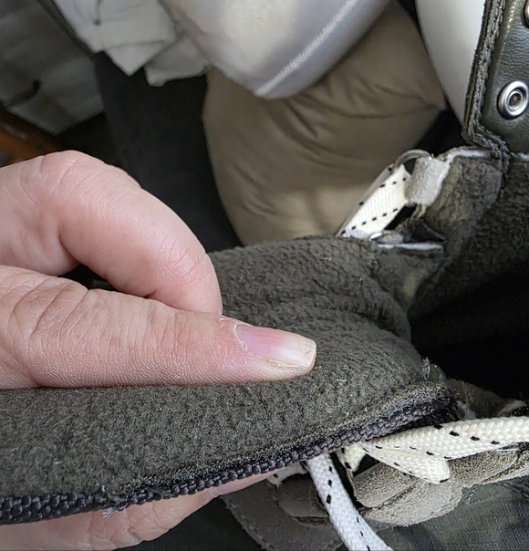 SOREL Women's Kinetic RNEGD Conquest Waterproof Leather Sneaker Boots Size 8 - Picture 17 of 17